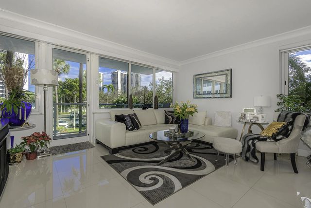 2 of 28 - 3233 Ne 34th Street #215, Fort Lauderdale, FL