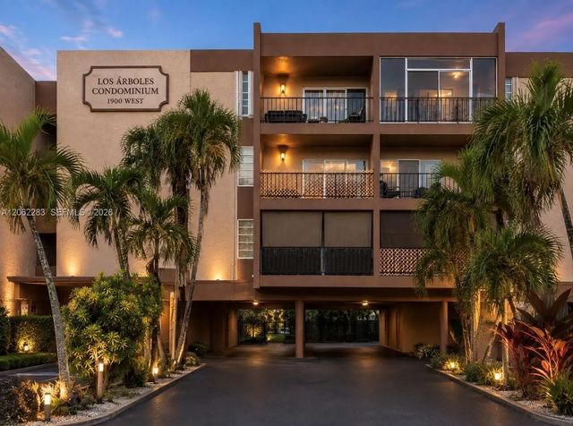 1900 W 68th Street #b203, Hialeah