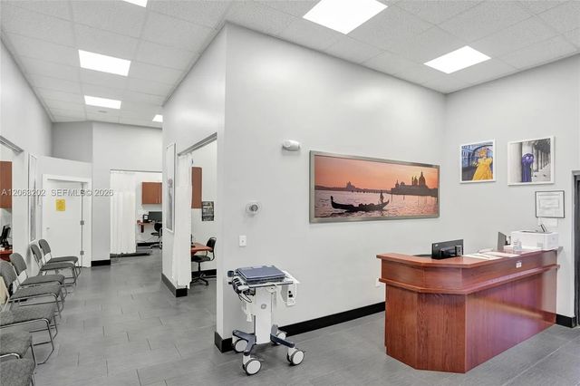 3 of 9 - 3401 Davie Boulevard, Fort Lauderdale, FL