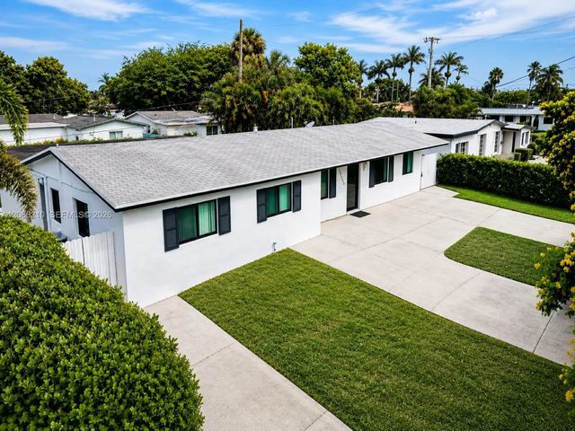 18150 Nw 82nd Avenue, Hialeah