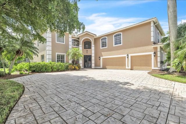 12898 Kedleston Circle, Fort Myers