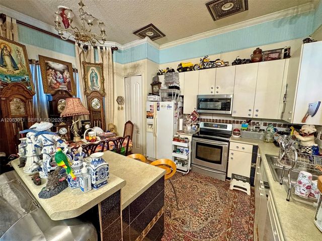 2 of 13 - 3457 Ne 2nd Street, Homestead, FL