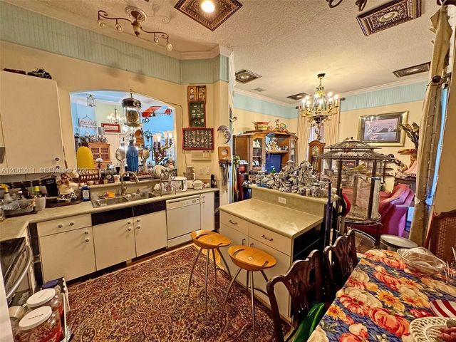 3 of 13 - 3457 Ne 2nd Street, Homestead, FL