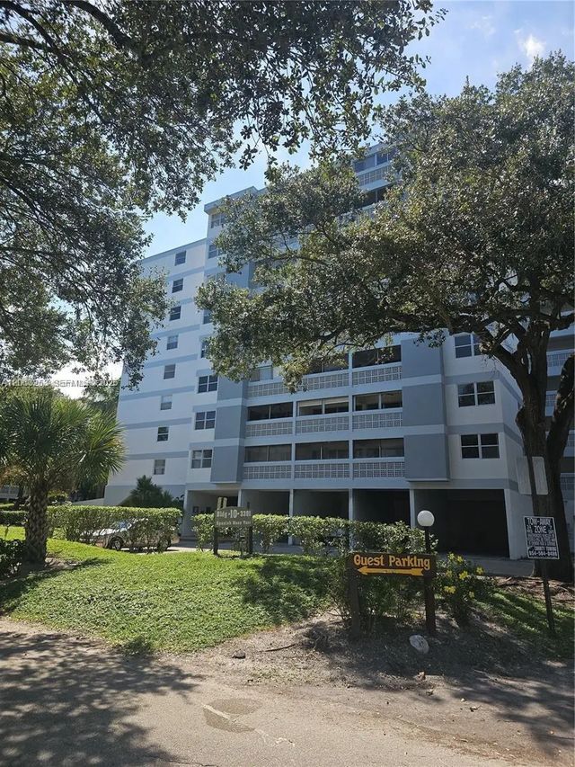 3301 Spanish Moss Terrace #708, Lauderhill