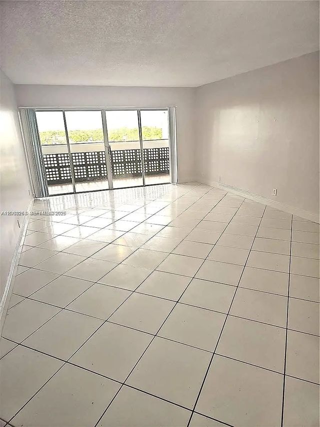 2 of 10 - 3301 Spanish Moss Terrace #708, Lauderhill, FL