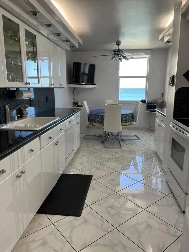 2 of 8 - 1920 S Ocean Drive #16b, Hallandale, FL