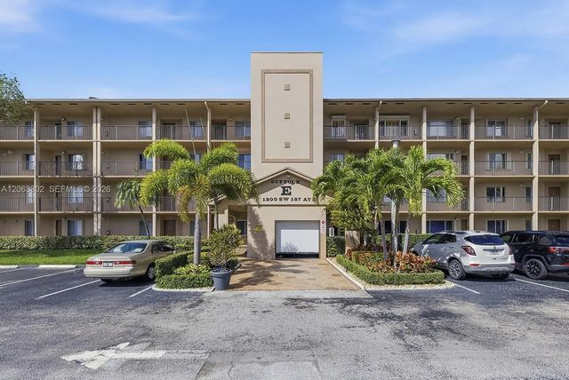 3 of 30 - 1200 Sw 137th Avenue #308e, Pembroke Pines, FL