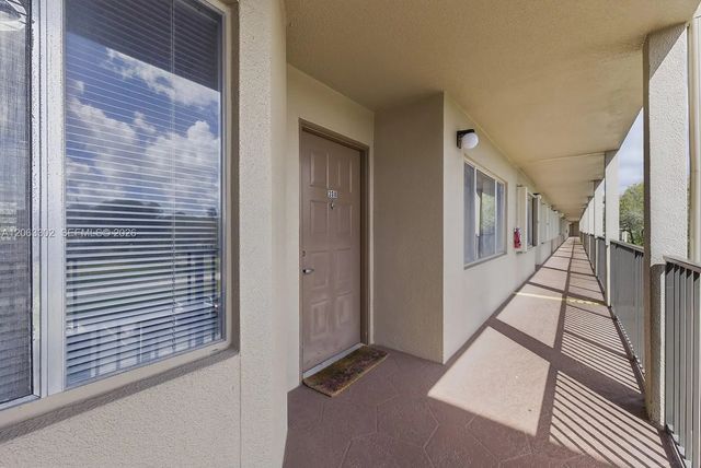 5 of 30 - 1200 Sw 137th Avenue #308e, Pembroke Pines, FL