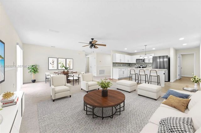 5 of 37 - 361 Sw Thornhill Drive, Port St. Lucie, FL