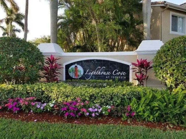 242 Village Boulevard #2205, Tequesta