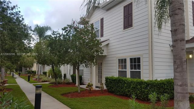 3 of 37 - 5362 Diplomat Court, Kissimmee, FL