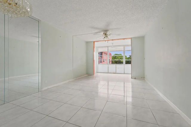 2 of 29 - 9641 Sunrise Lakes Boulevard #208, Sunrise, FL
