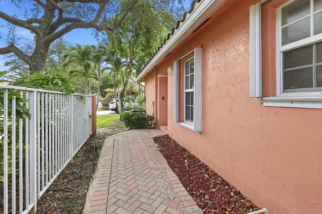 4 of 58 - 3990 Nw 91st Terrace, Sunrise, FL