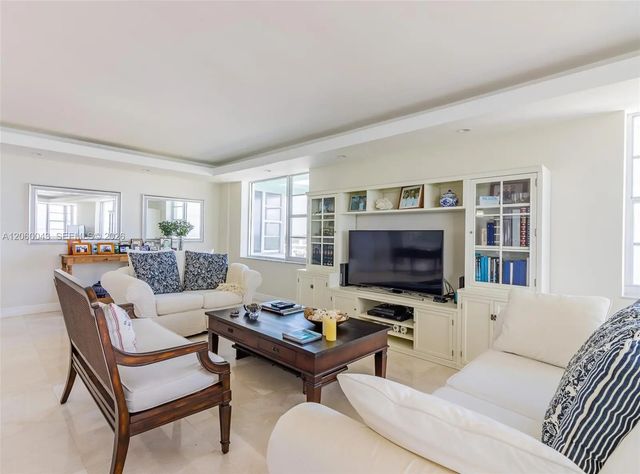 4 of 39 - 5255 Collins Avenue #11e, Miami Beach, FL