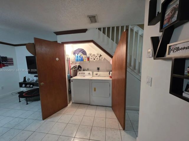 5 of 21 - 8085 Nw 8th Street #6, Miami, FL