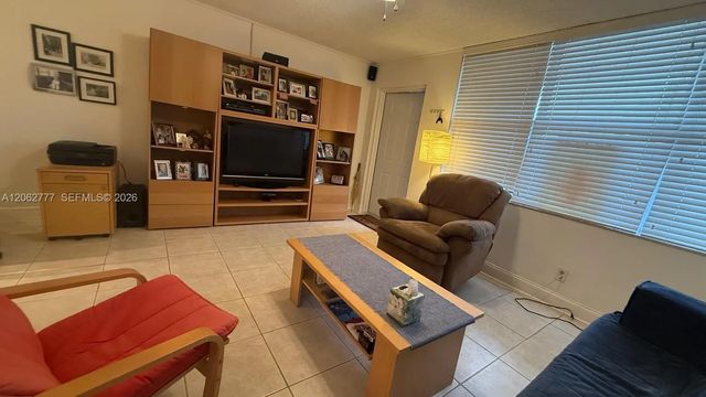 5 of 14 - 9081 Sunrise Lakes Boulevard #105, Sunrise, FL