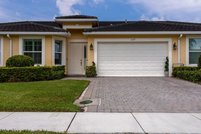3 of 43 - 6125 Nw Wick Lane, Port St. Lucie, FL