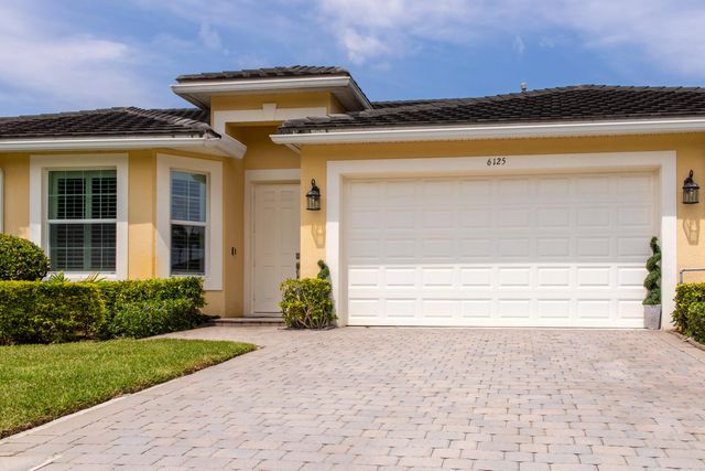 4 of 43 - 6125 Nw Wick Lane, Port St. Lucie, FL