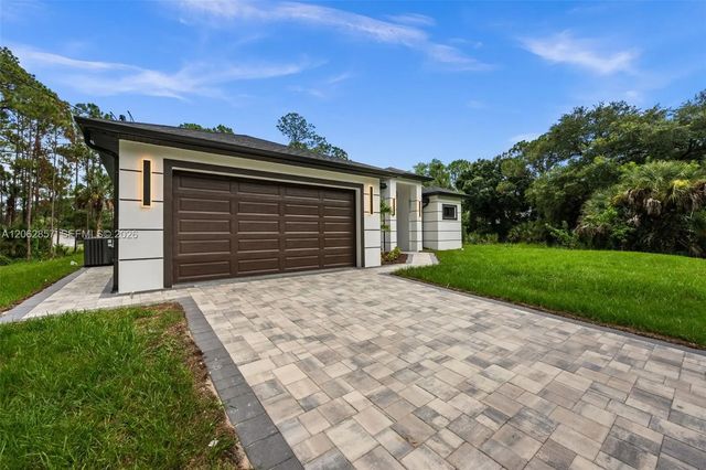 616 Prospect Avenue, Lehigh Acres