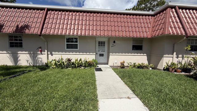 214 Down East Lane, Lake Worth