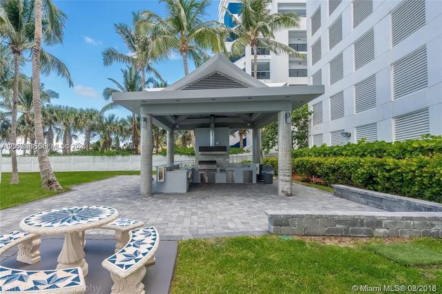 5 of 35 - 6301 Collins Avenue #1504, Miami Beach, FL