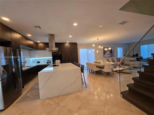 4 of 18 - 10797 Nw 73rd Terrace, Doral, FL