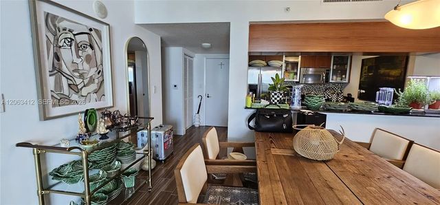3 of 21 - 1800 N Bayshore Drive #3808, Miami, FL