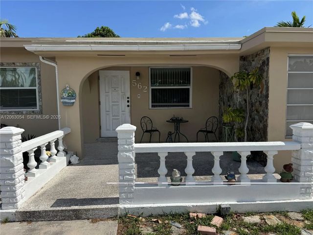 3 of 32 - 562 E 44th Street, Hialeah, FL