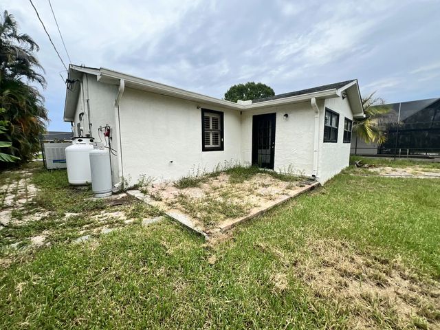 4 of 20 - 1290 Sw Fletcher Lane, Port St. Lucie, FL
