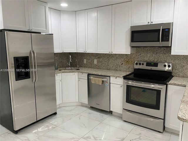 5 of 55 - 7761 Nw 42nd Place, Coral Springs, FL
