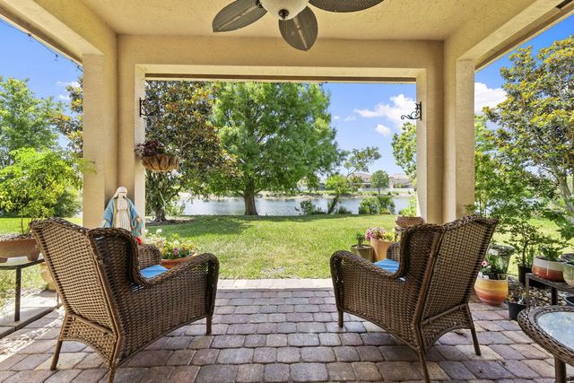 2 of 35 - 1428 Se Summit Trail, Stuart, FL
