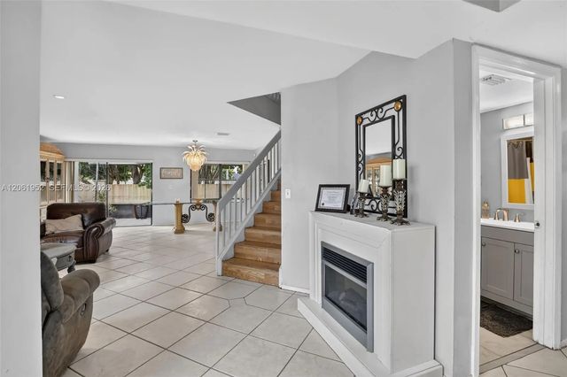 4 of 49 - 1580 Sw 87th Terrace, Pembroke Pines, FL