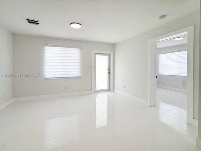 4 of 18 - 3311 Nw 9th Street, Lauderhill, FL