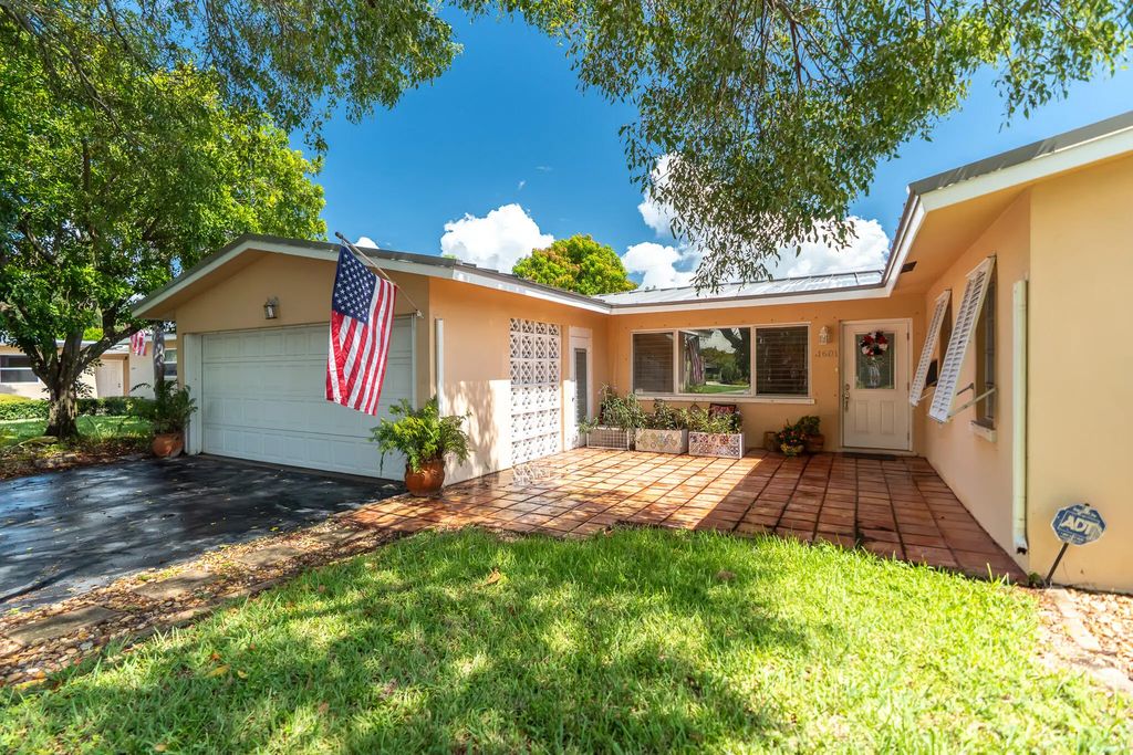 1601 Ne 48th Court, Oakland Park