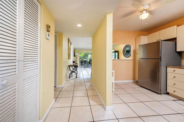 3 of 24 - 617 S State Road 7 #1c, Margate, FL