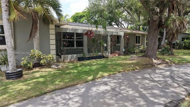 8331 Sw 156th Street, Palmetto Bay