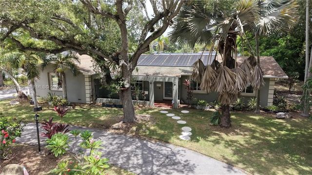 2 of 28 - 8331 Sw 156th Street, Palmetto Bay, FL