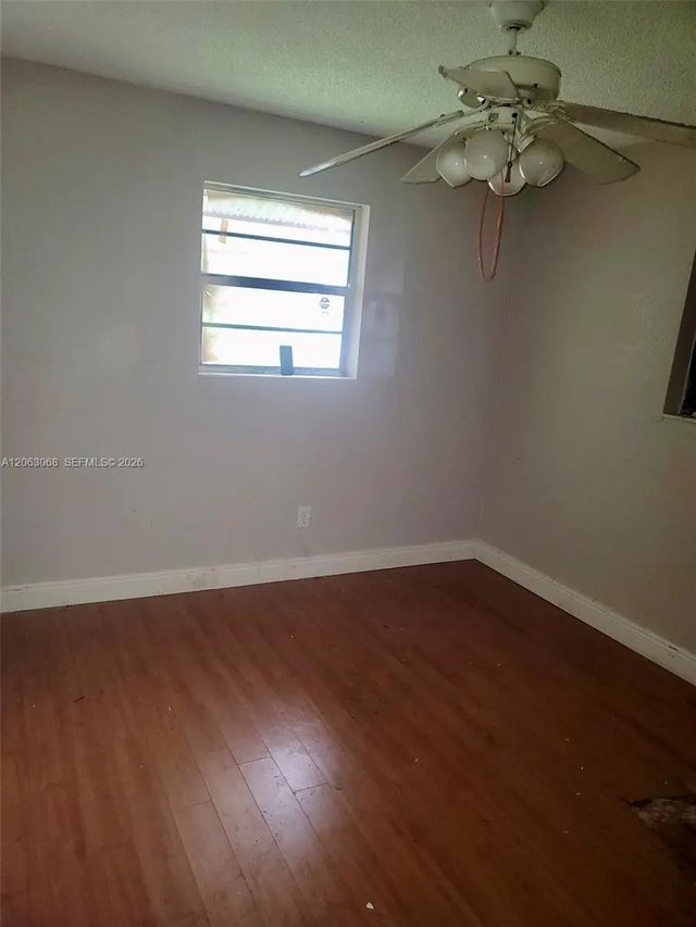 5 of 12 - 10210 Sw 173rd Street, Miami, FL