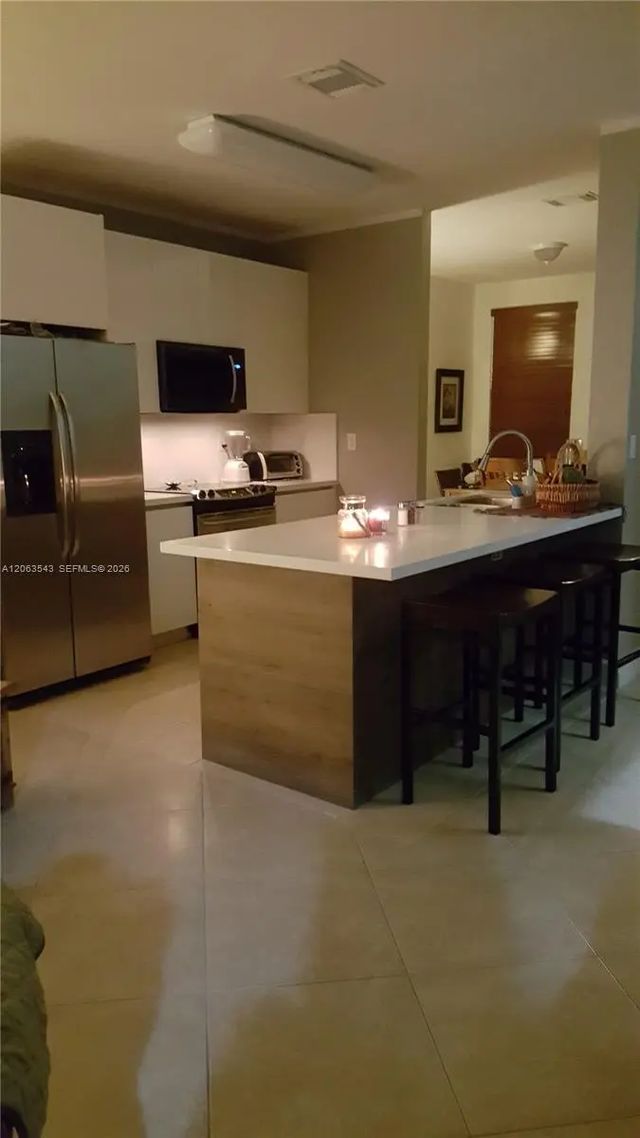 15375 Sw 9th Way, Miami