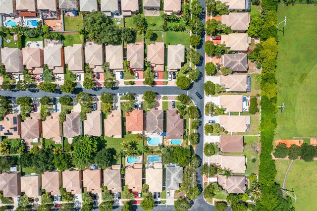 2 of 75 - 1534 Running Oak Lane, Royal Palm Beach, FL