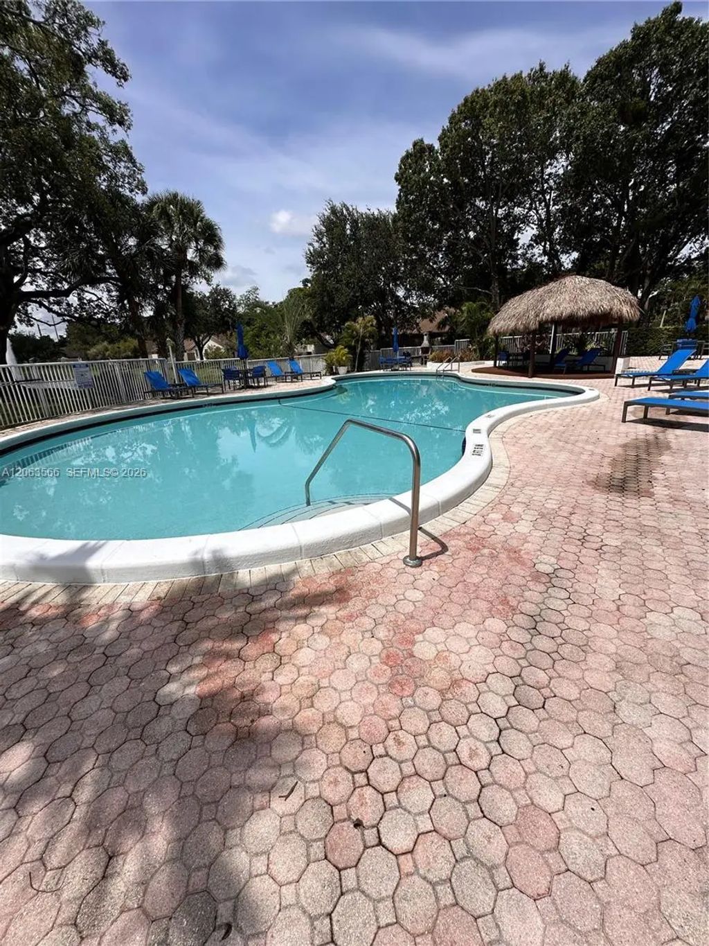 3032 S Oakland Forest Drive #2804, Oakland Park