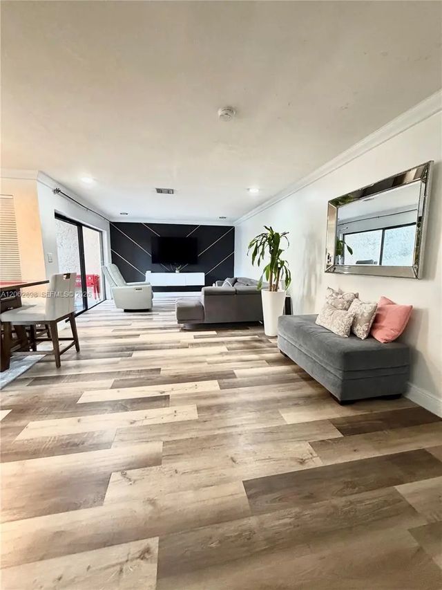4 of 45 - 2041 Bayberry Drive, Pembroke Pines, FL
