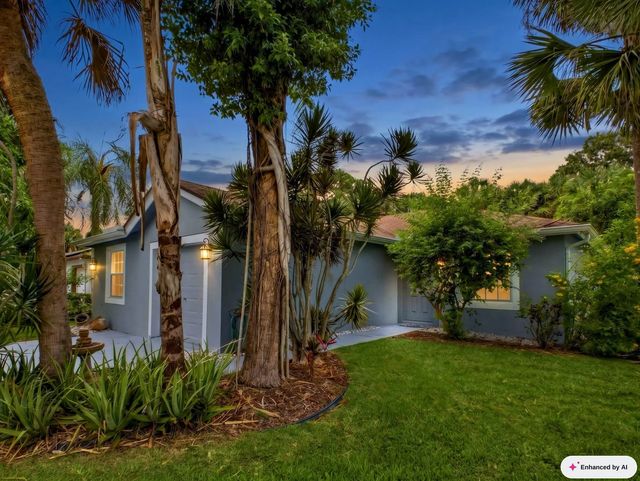 2 of 32 - 5418 Club Circle, Haverhill, FL
