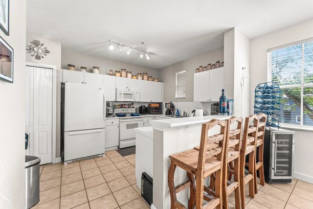 4 of 29 - 1012 Shoma Drive, Royal Palm Beach, FL