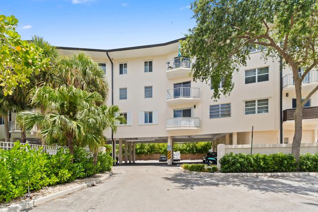 2 of 24 - 1967 S Ocean Boulevard #107, Lauderdale-By-The-Sea, FL