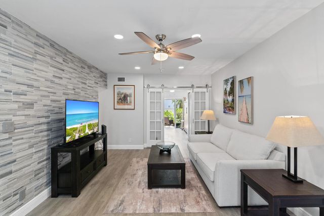 4 of 24 - 1967 S Ocean Boulevard #107, Lauderdale-By-The-Sea, FL
