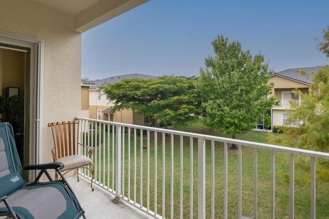 3 of 26 - 1600 Se Sheffield Terrace #201, Stuart, FL