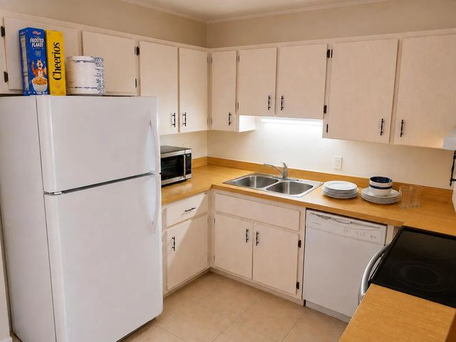 2 of 21 - 276 Se Norfolk Boulevard, Stuart, FL