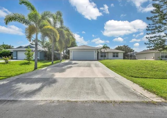 3 of 12 - 2537 Sw Deckard Street, Port St. Lucie, FL