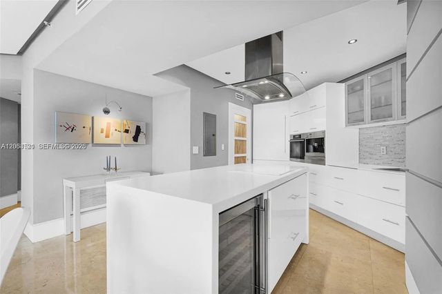 5 of 61 - 16699 Collins Avenue #1103 / 2 Parking 4 Sale, Sunny Isles Beach, FL